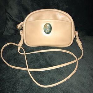 Vintage leather Lladro purse.